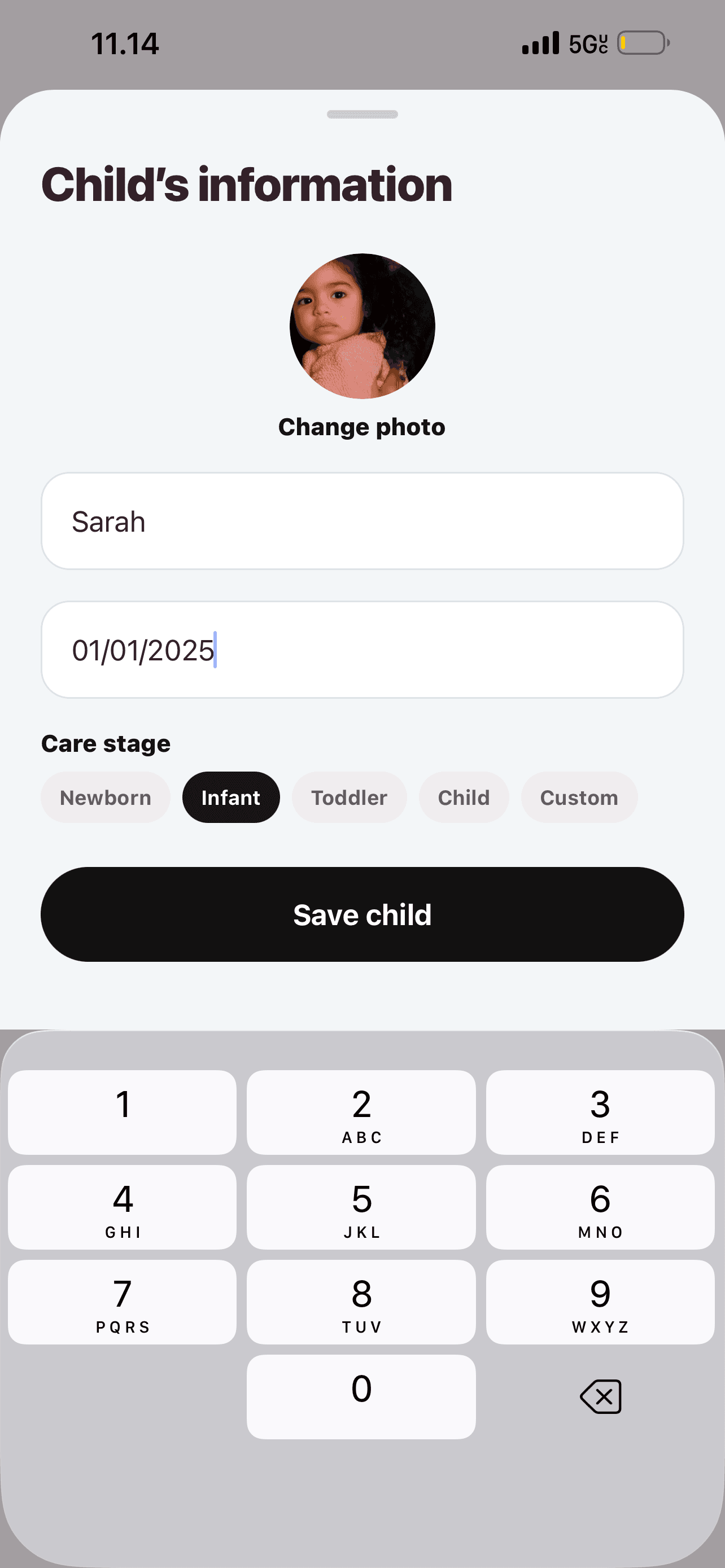 Elly child information form with photo, name, date of birth and care-stage options